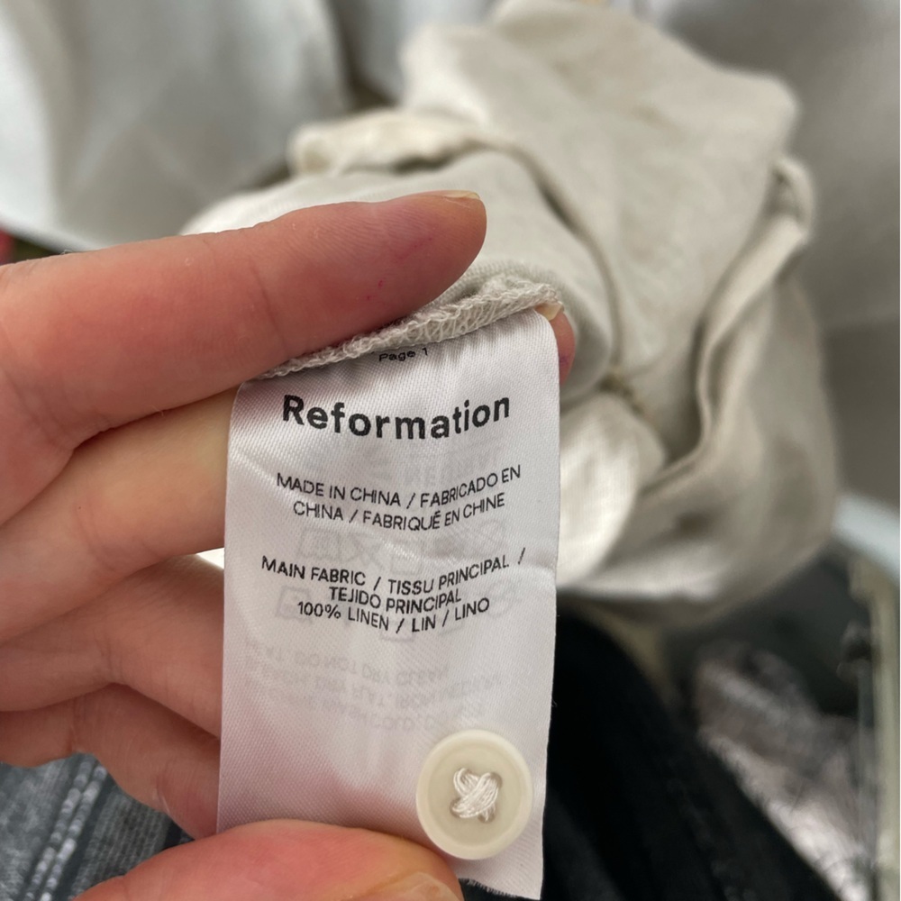 Reformation 100% linen Naomi jumpsuit in natural size 2 - Picture 9 of 10